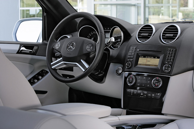 2010 Mercedes-Benz M-Class