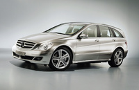 2010 Mercedes-Benz R-Class Overview 2010 Mercedes-Benz R-Class Overview