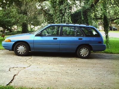 1993 Ford Escort 4 Dr LX Wagon - Pictures - 1993 Ford Escort 4 Dr