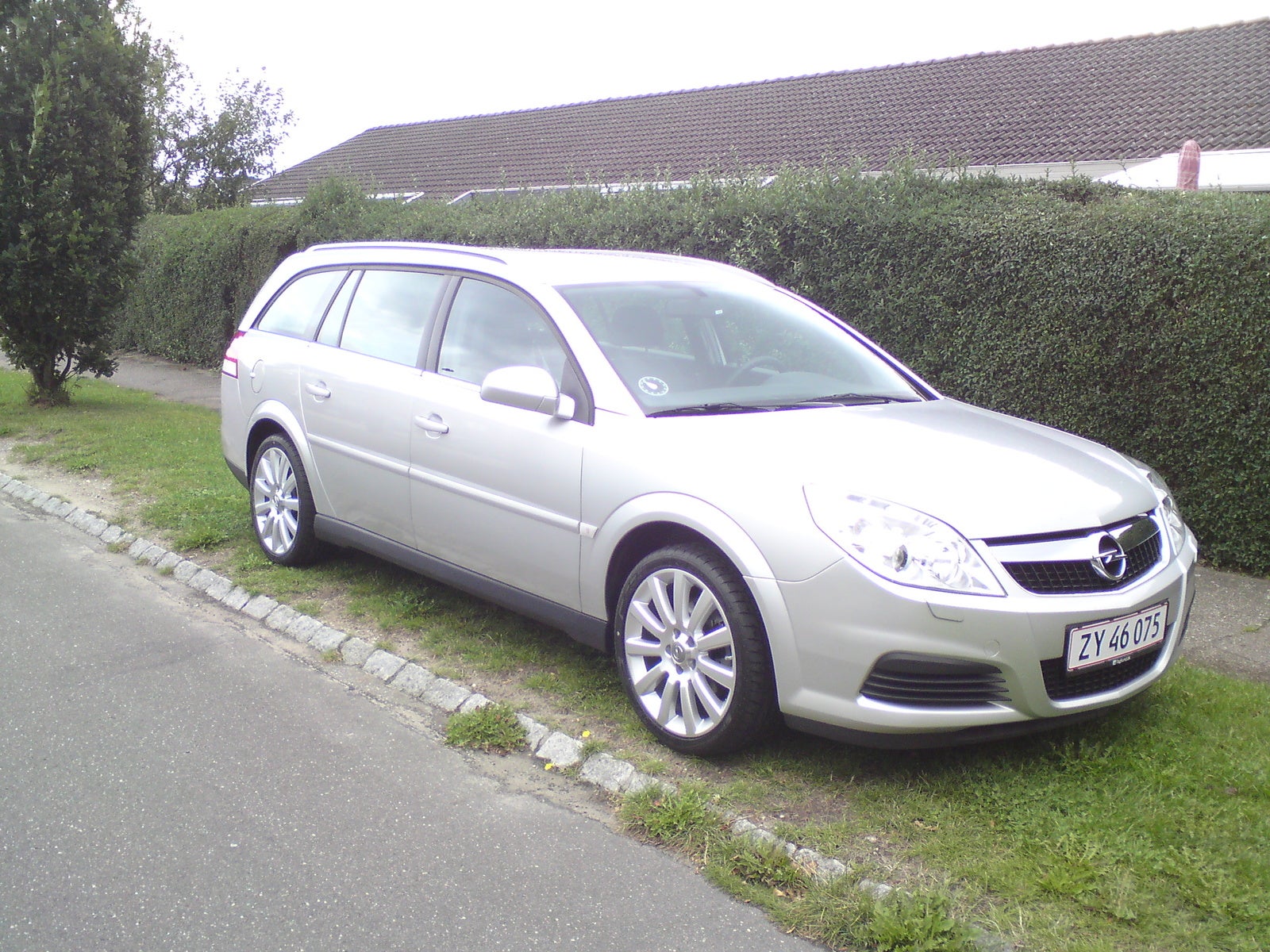 2008 Opel Vectra picture, exterior
