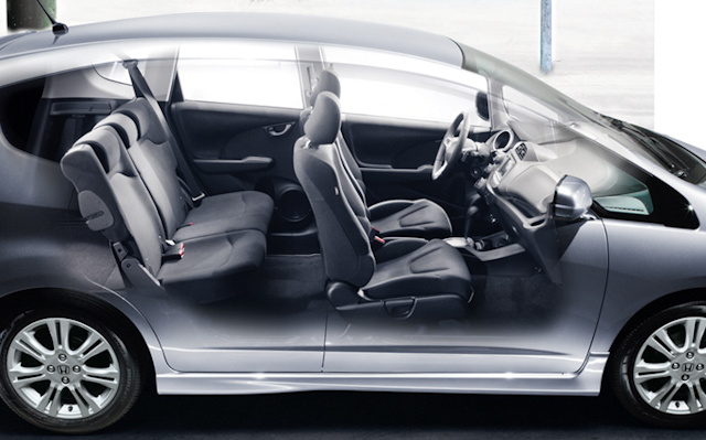 2010 Honda Fit - Interior Pictures - CarGurus