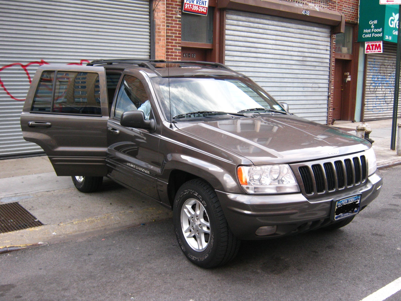 2000 Jeep grand cherokee limited grill