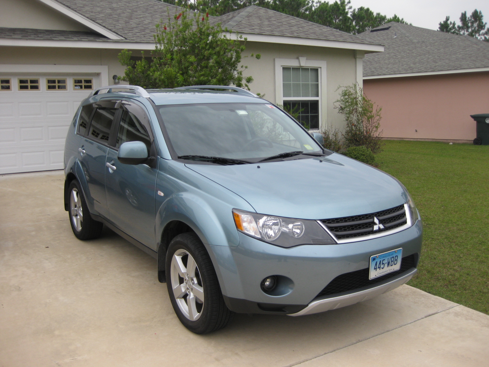 2007 Mitsubishi Outlander Pictures CarGurus