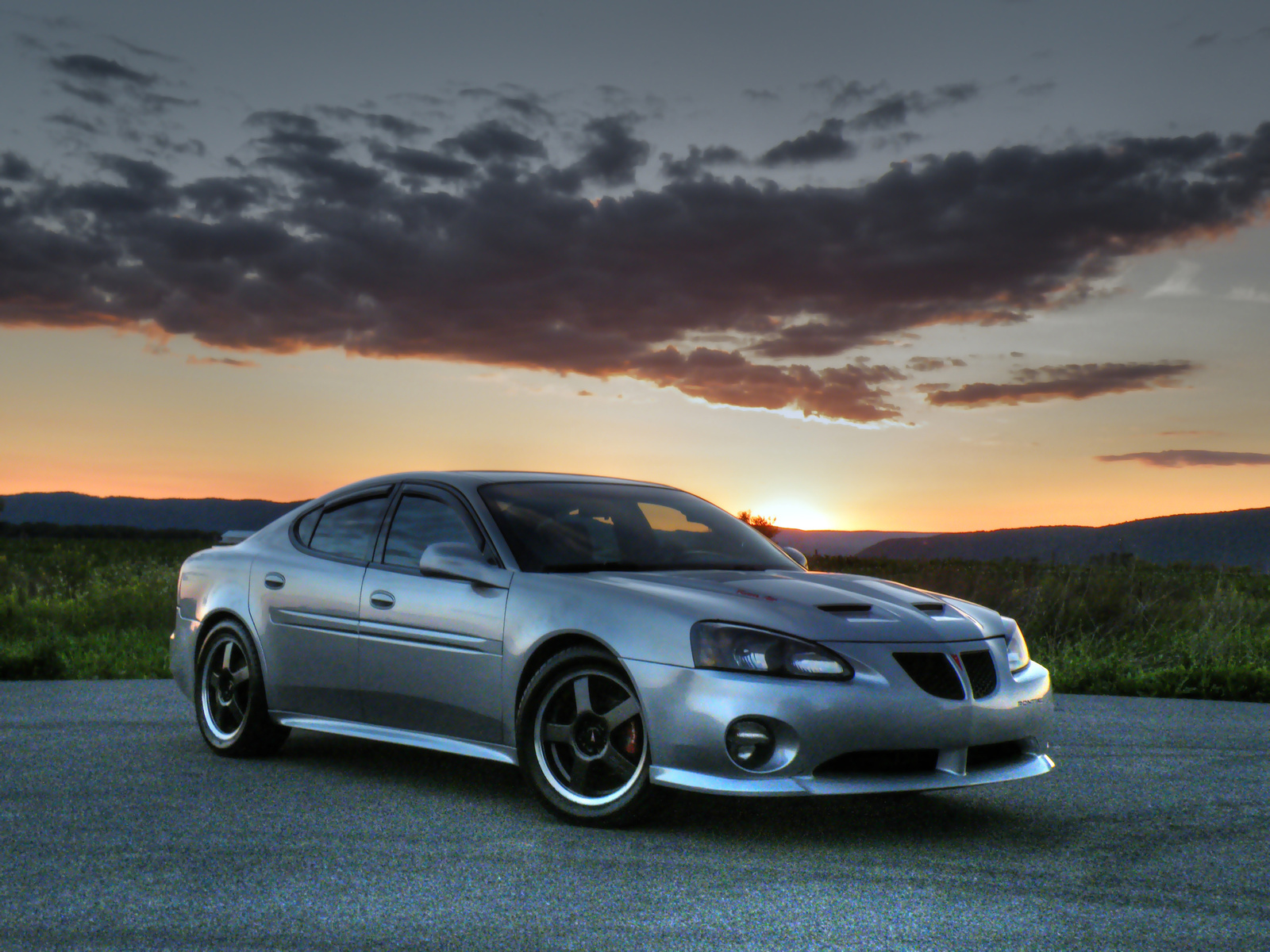 2004 Pontiac Grand Prix - Pictures - CarGurus