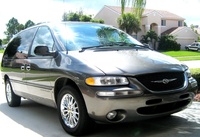 1999 Chrysler Town & Country Overview 1999 Chrysler Town & Country Overview