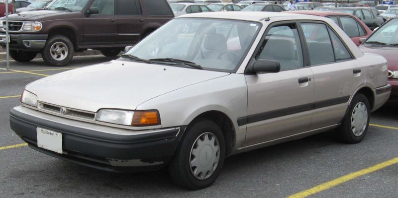 mazda 323. 1993 Mazda 323 2 Dr SE