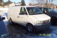 2000 GMC Safari Cargo Overview 2000 GMC Safari Cargo Overview