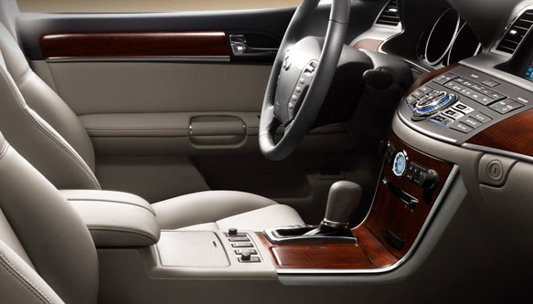 2010 Infiniti M45, Interior