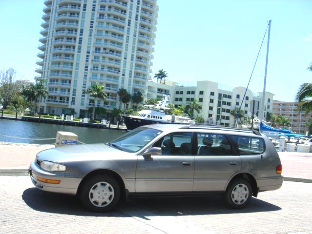 1992 toyota camry le wagon #5