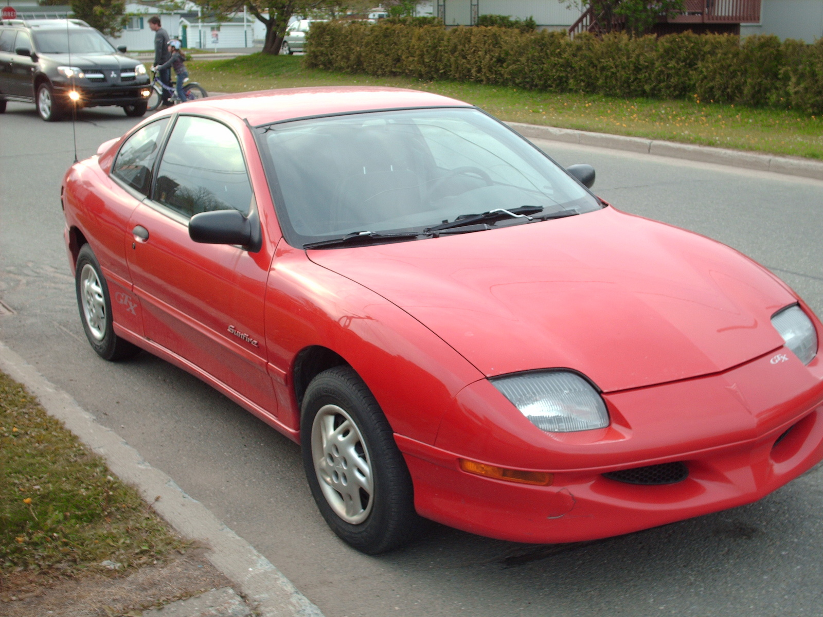 1999 Pontiac Sunfire - Trim Information
