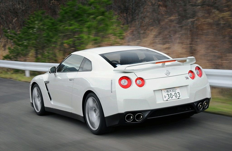 2009 Nissan skyline base price