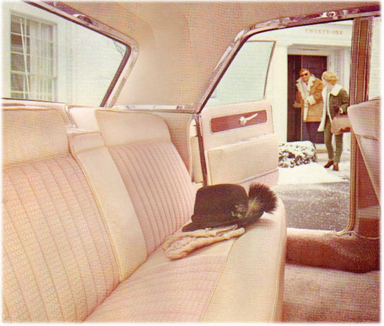 Picture of 1961 Lincoln Continental interior