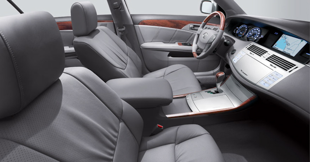 2010 Toyota Avalon