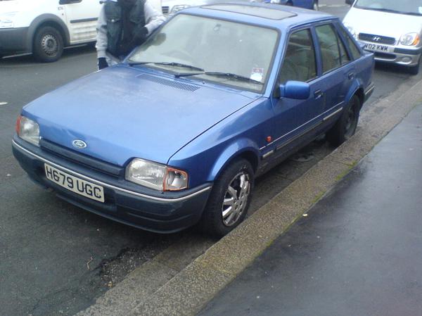 1993 Ford Escort 4 Dr LX Hatchback picture, exterior 1993 Ford Escort 4 Dr LX Hatchback picture, exterior