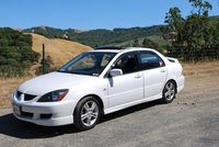 2004 Mitsubishi Lancer Overview 2004 Mitsubishi Lancer Overview