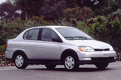 Toyota Echo 2000