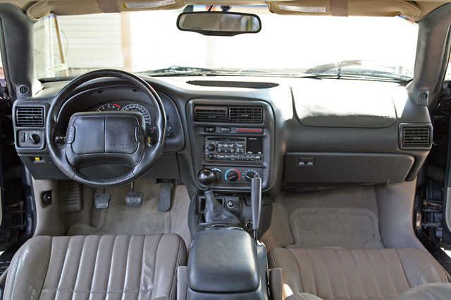 1998 Chevrolet Camaro Dash Kits  Custom 1998 Chevrolet Camaro