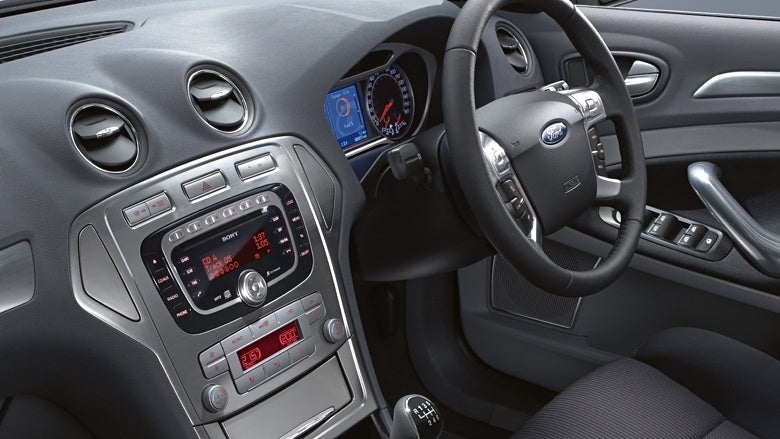 2009 Ford Mondeo Interior View manufacturer interior