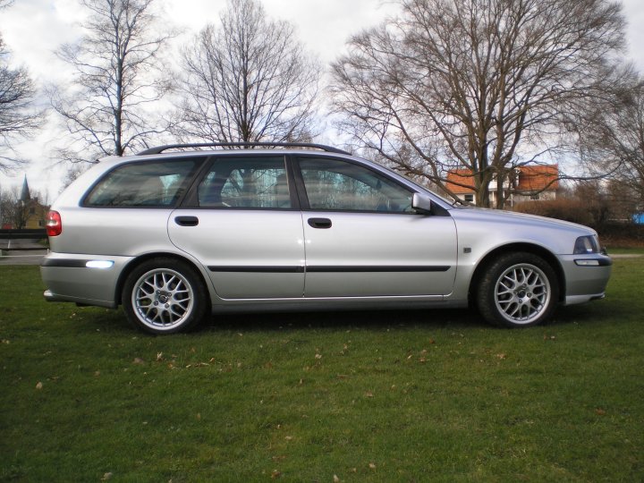 2001 Volvo V40 Pictures Cargurus