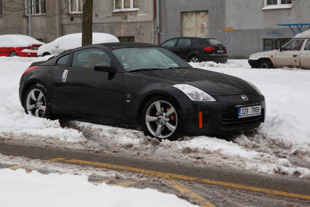 Nissan 350z in the snow #4