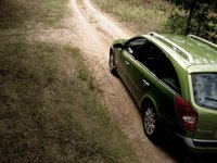 2001 Renault Laguna Overview 2001 Renault Laguna Overview