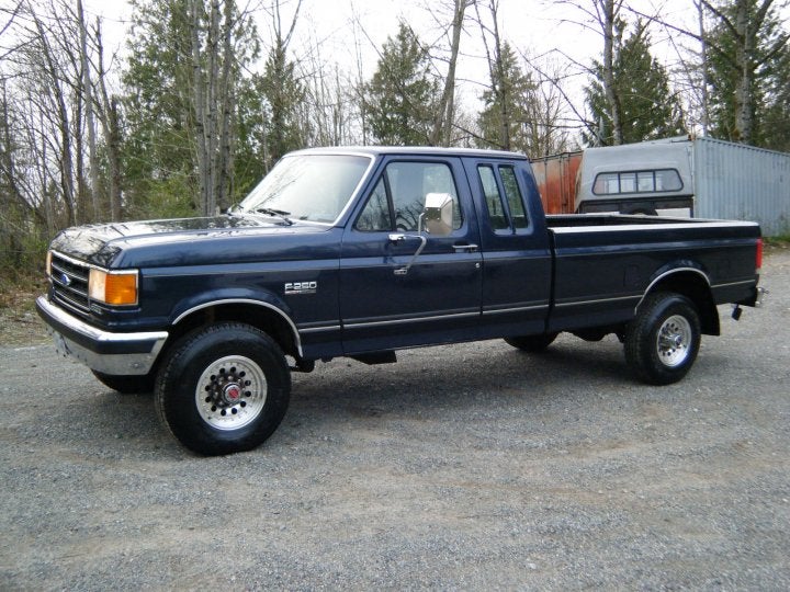 88 Ford F150 Xlt Lariat. 90 Ford F-250 4x4 Parting