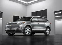 2011 Chevrolet Traverse Overview 2011 Chevrolet Traverse Overview