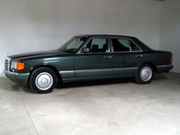 1988 Mercedes-Benz 280 Overview 1988 Mercedes-Benz 280 Overview