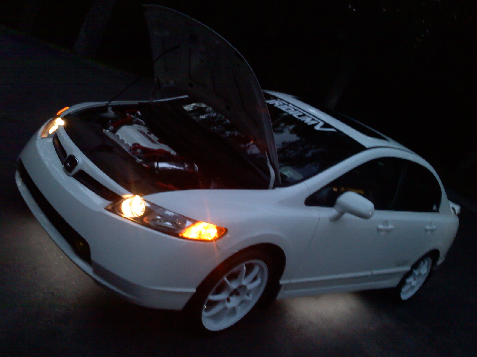 Does 2008 honda civic hybrid have bluetooth #5