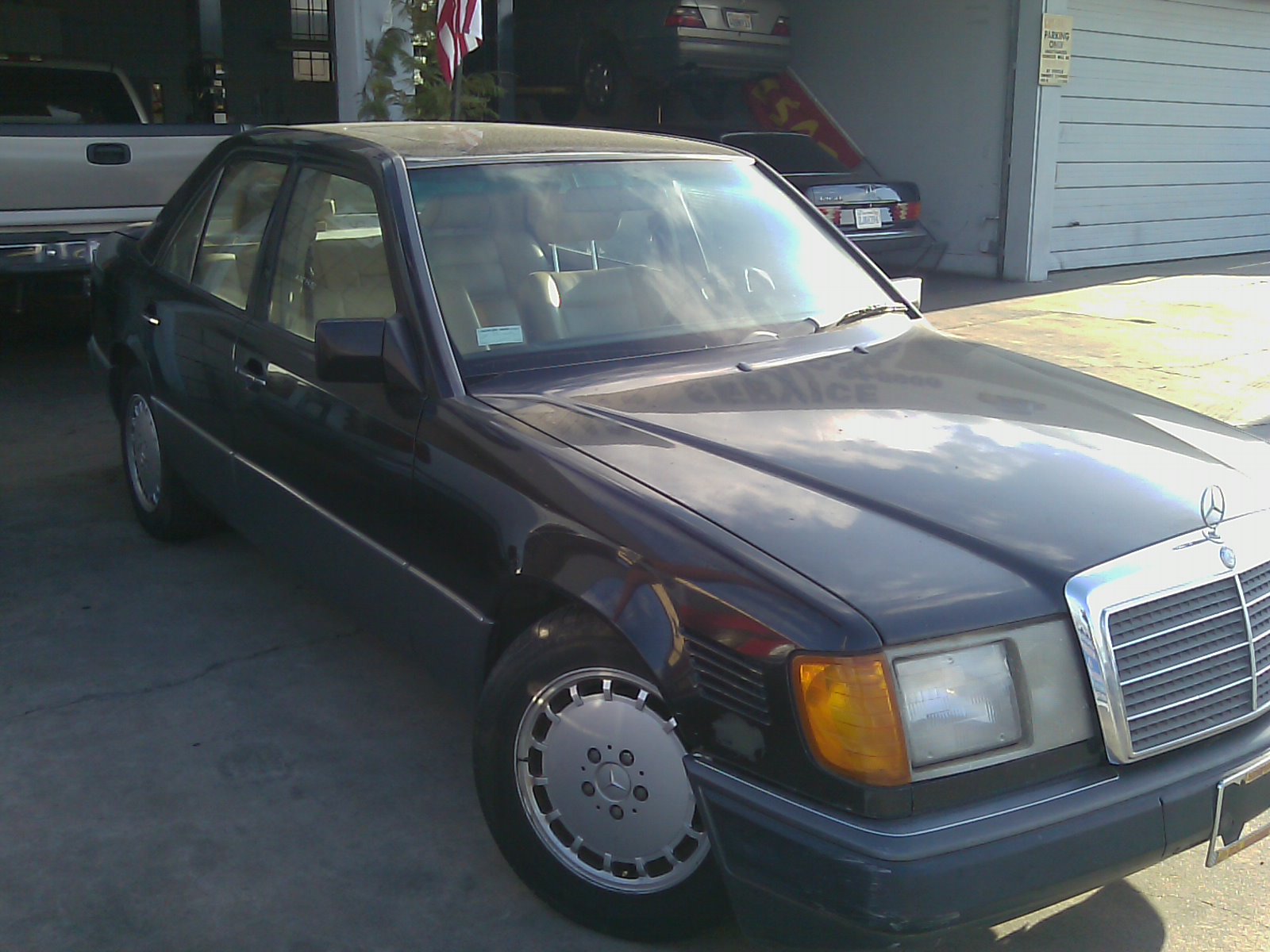 1993 Mercedes 300e convertible #4