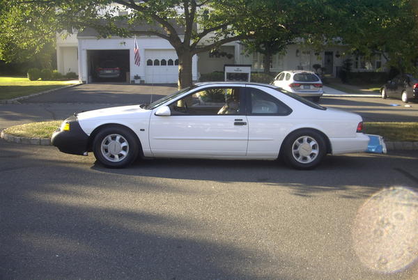 1995_ford_thunderbird_2_dr_lx_coupe-pic-26568.jpeg