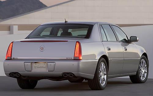 http://static.cargurus.com/images/site/2010/07/30/05/20/2011_cadillac_dts-pic-1644724485361026063.jpeg