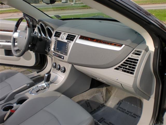 2004 Chrysler sebring interior door handle