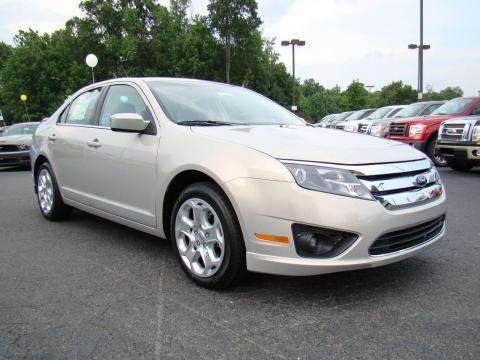 2011 Ford Fusion SE picture exterior