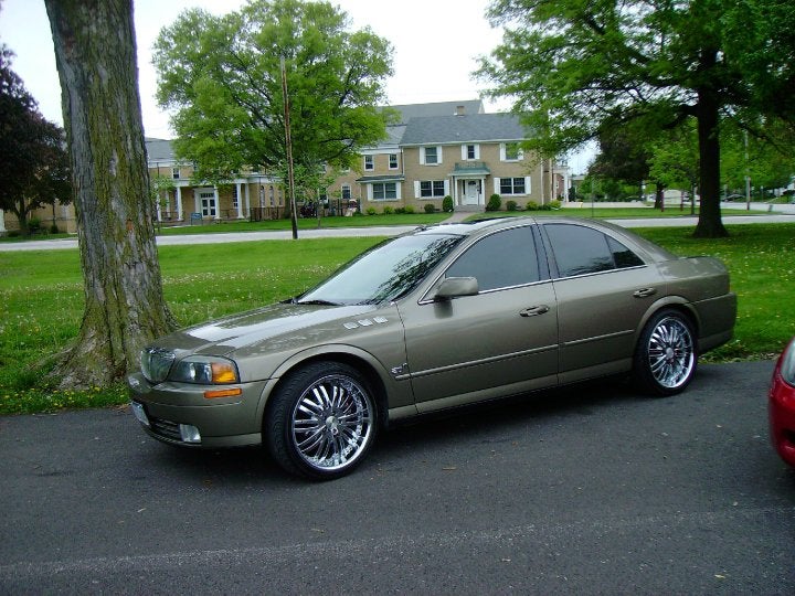 2002 Lincoln LS V8 Sport WIndows Tinted exterior