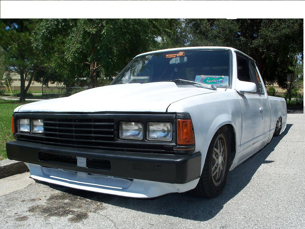 Nissan pickup pictures #5