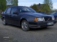 1989 Volvo 440 Overview 1989 Volvo 440 Overview