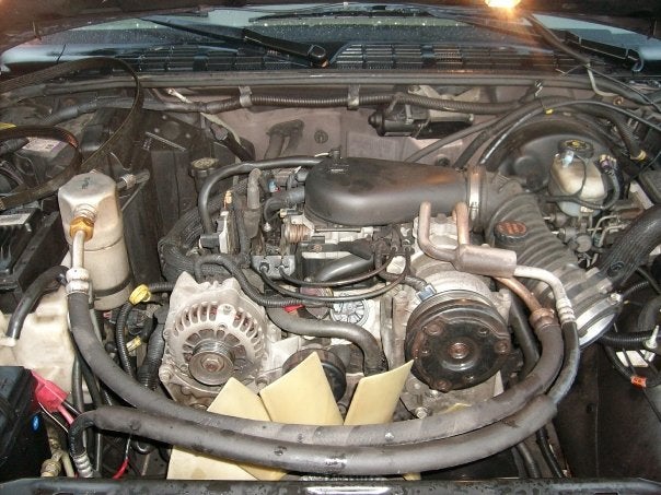 1998 Oldsmobile Bravada 4 Dr STD AWD SUV, the bravada engine, engine