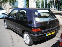 1994 Renault Clio Overview 1994 Renault Clio Overview