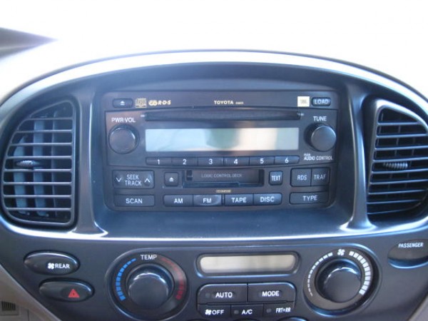 Picture of 2003 Toyota Sequoia Picture of 2003 Toyota Sequoia