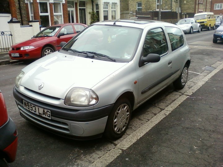 2000 Renault Clio Overview Cargurus