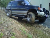 1997 Mitsubishi Montero Overview 1997 Mitsubishi Montero Overview