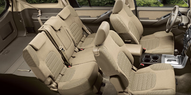 2011 Nissan pathfinder seating #4