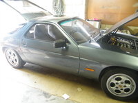 1983 Porsche 928 Overview 1983 Porsche 928 Overview