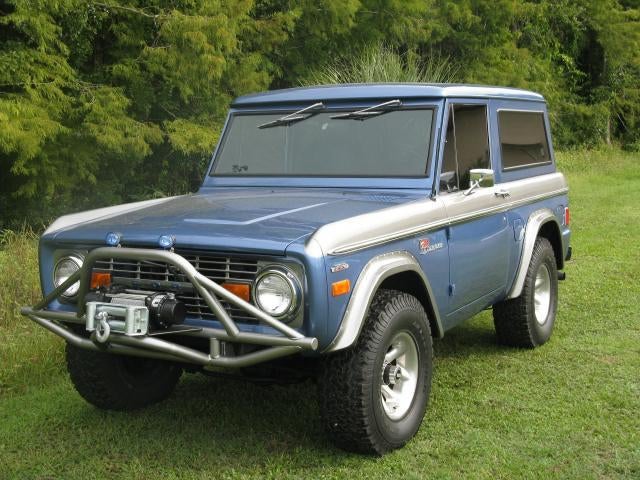 1977 Ford Bronco, 1977 FORD BRONCO (last year of the box body style), complete frame off restoration, every thing is new including 302 c.i.d. crate motor, power steering , power brakes, leather interi...