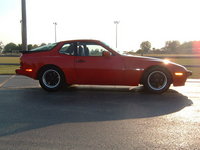 944 944