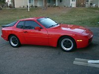 944 944