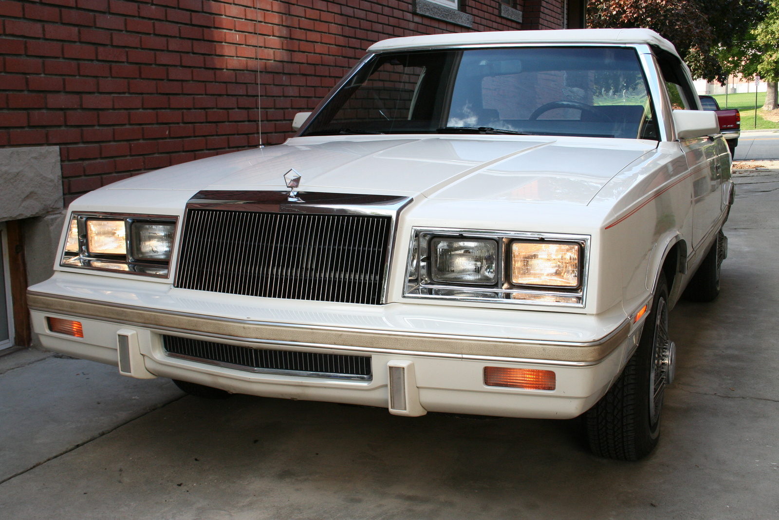 Chrysler lebaron 1982 #1
