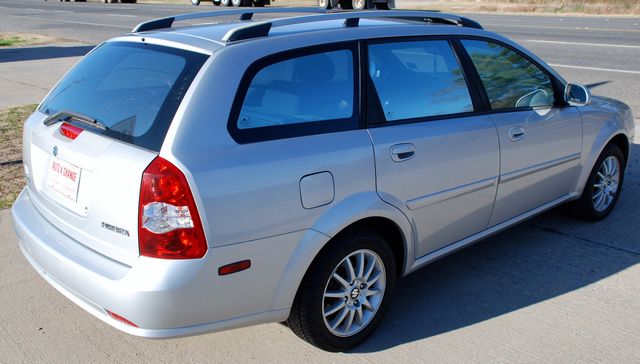 2005 Suzuki Reno Lx. Picture of 2005 Suzuki Forenza