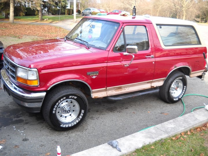 The 1994 Ford Bronco delivered both With an overall length of 1836 inches